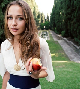 Apple Fiona - f17.jpg