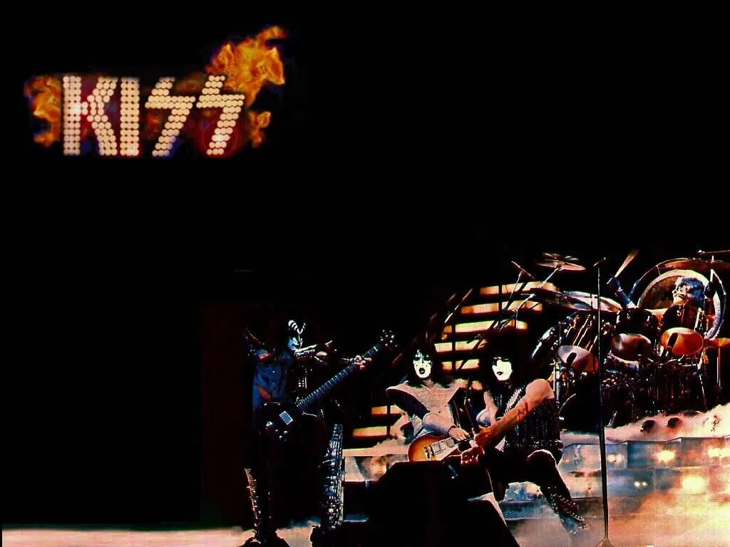 Kiss - wallpapers_02.jpg