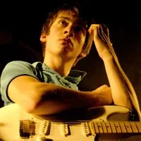 Arctic Monkeys - 00007303_arctic-monkeys-200.jpg