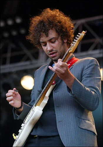 Albert Hammond Jr. - 3.jpg