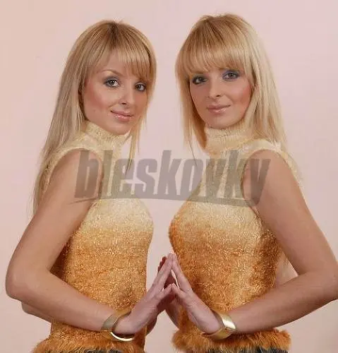 Tweens - Daniela-a-Veronika-Nizlove-silikonove-prsia-nizlova.jpg