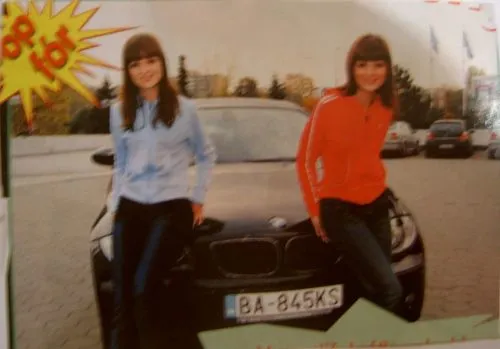 Tweens - 5915935.jpg