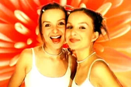 Tweens - 6108375.jpg