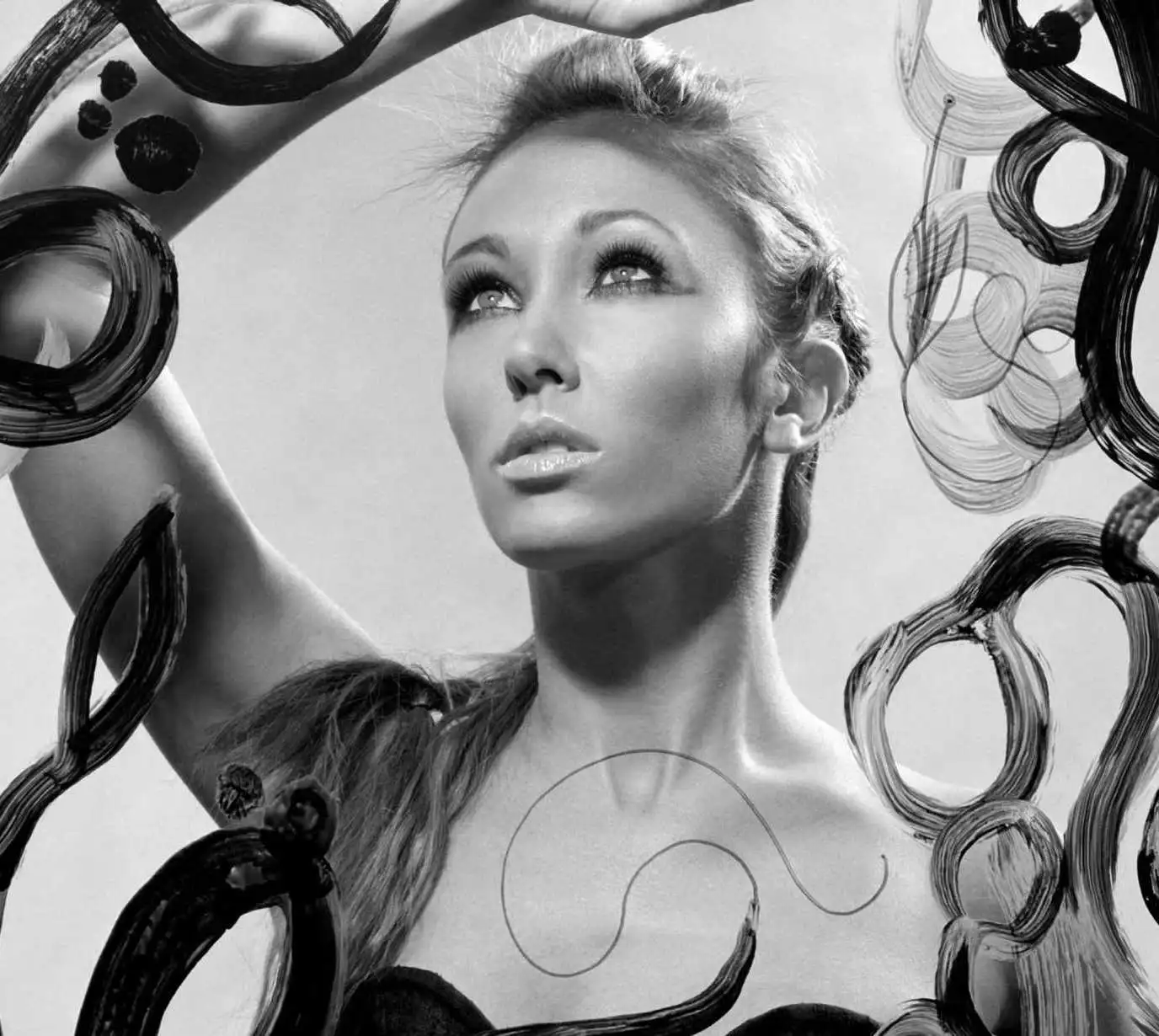 Jenny Frost - 4AAA0FB02BAC11DB90D7EEB9ACB4356D.jpg