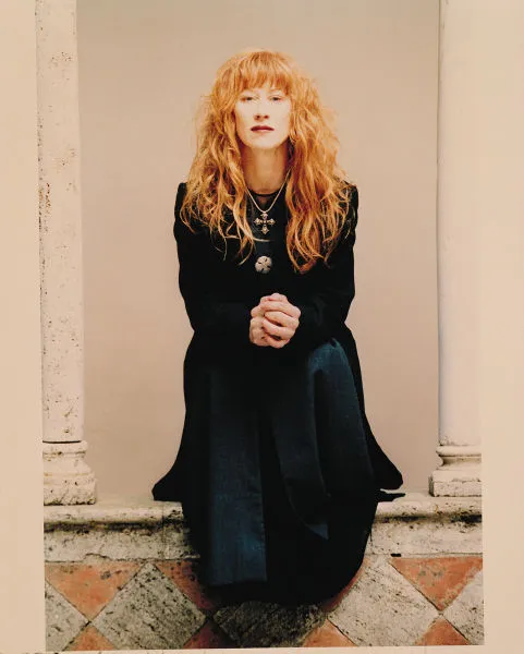Loreena Mckennitt - 481px-LM-RH-4.jpg