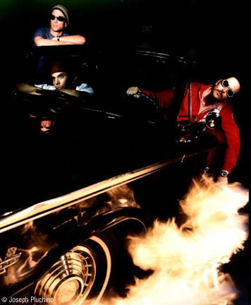 Primus - groupincar.jpg