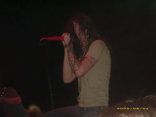 Underoath - f_24785554_164a96fb7fd6a44124d5f995523f10ab.jpg