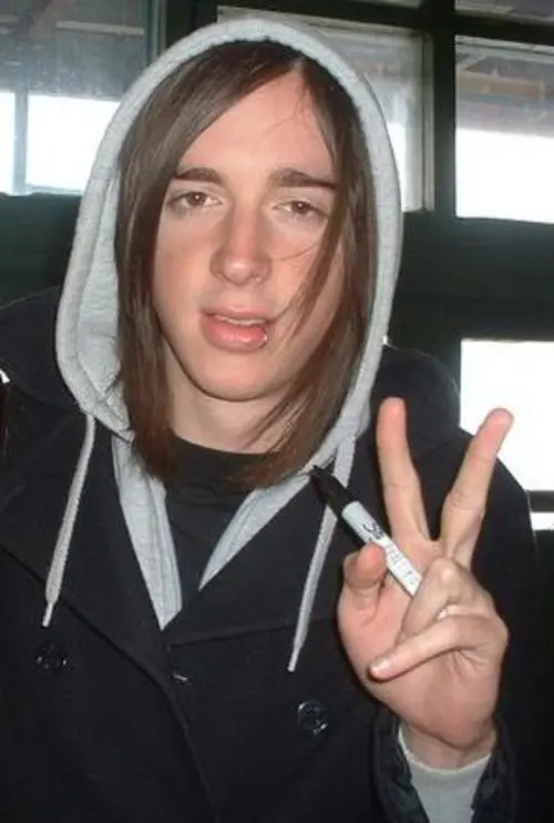 Underoath - f_24785684_a735b05de1e14f7be8a026ed20a76959.jpg