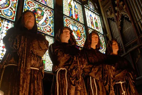 Gregorian - 10.jpg