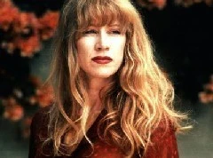 Loreena Mckennitt - 130568pw400.jpg
