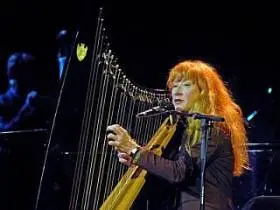 Loreena Mckennitt - harfa_show.jpg