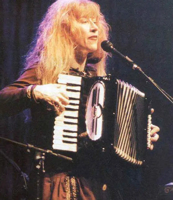 Loreena Mckennitt - 09.jpg