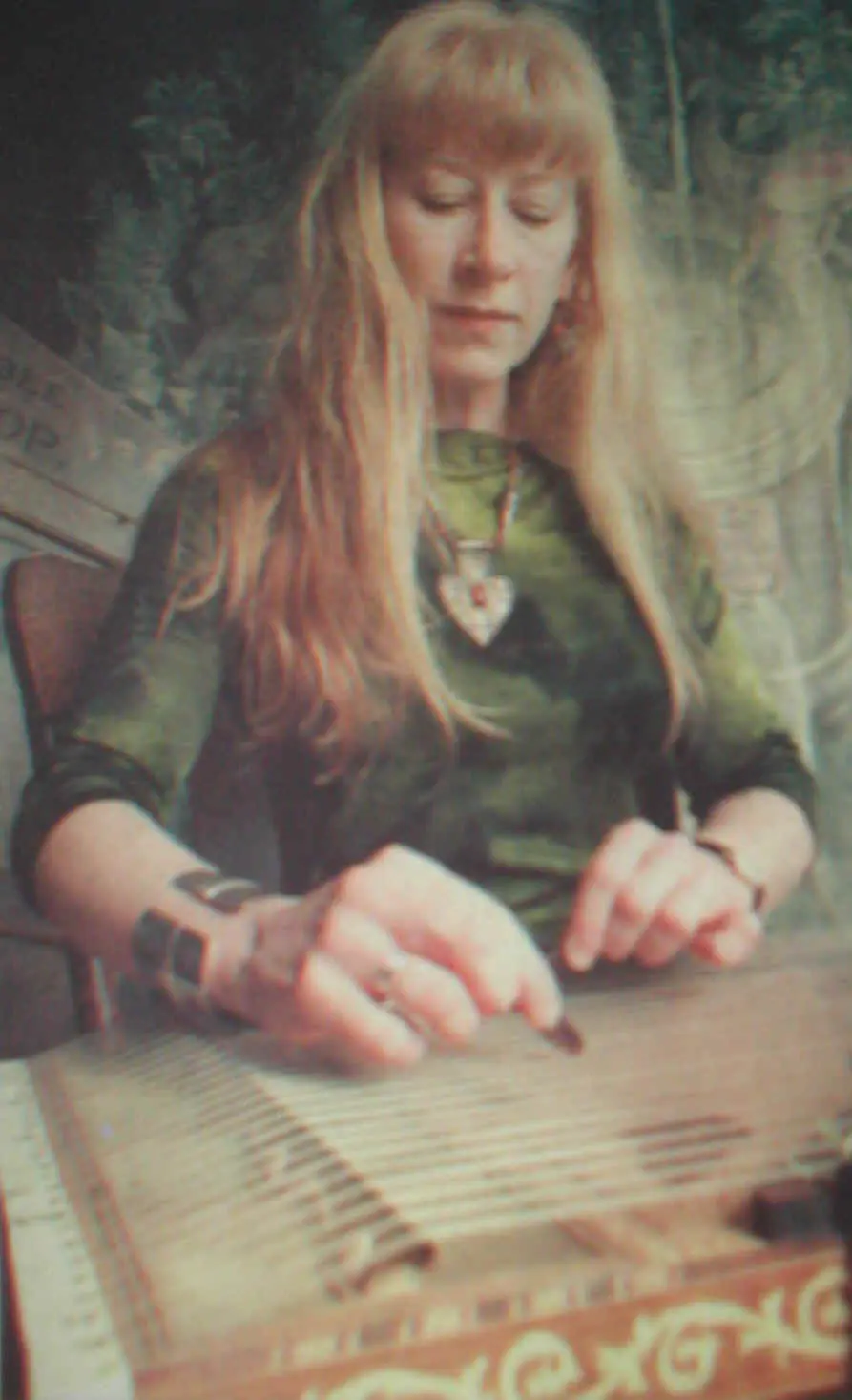 Loreena Mckennitt - 08.jpg