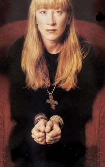 Loreena Mckennitt - 01.jpg