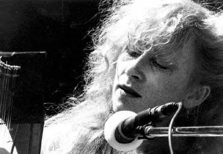 Loreena Mckennitt - LoreenaMcKennitt1.jpg