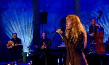 Loreena Mckennitt - 89222f4d7f5935dfdf4865e2ce4c6bab_full.jpg