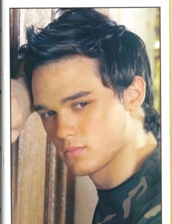 Gareth Gates - 75.jpg