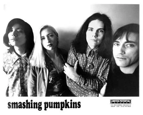 Smashing  Pumpkins - Smashing_pumpkins_1990_promo.jpg