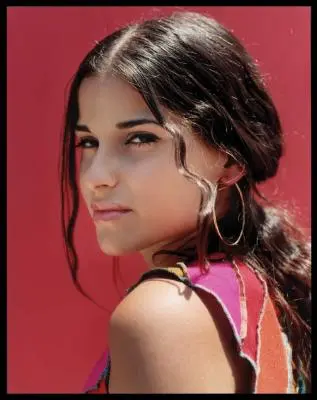 Nelly Furtado - 0302_nelly_furtado_h.jpg