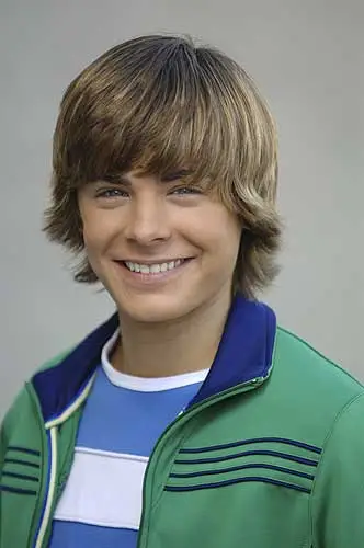Zac Efron / Andrew Seeley - 543614.jpg