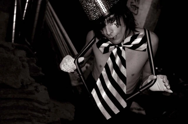 I Am X - iamx07_Chris3.jpg