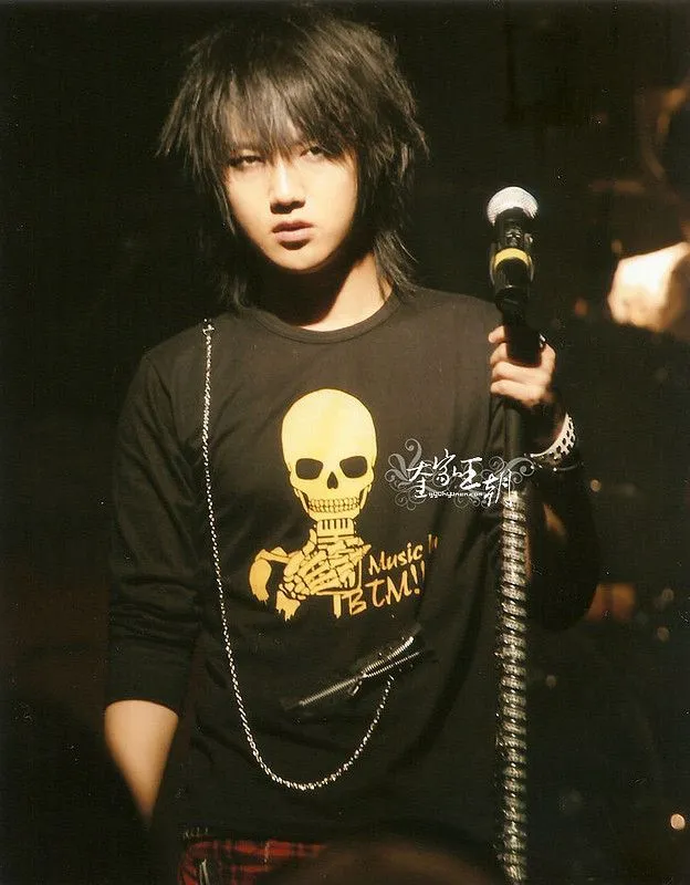 Super Junior - Yeah.jpg