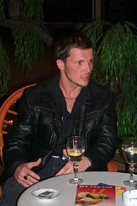 Erik Aresta - erikaresta8.jpg